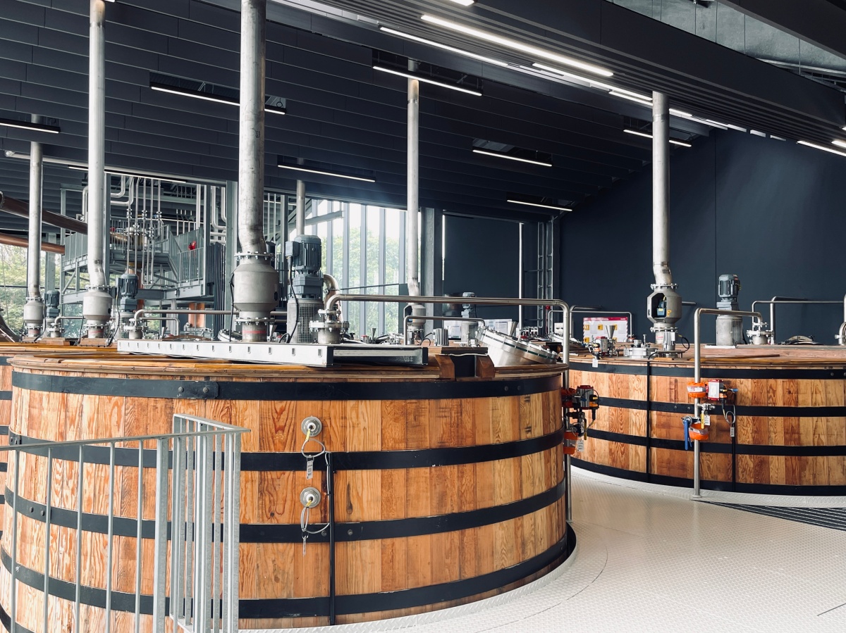 蘇格蘭酒廠之旅 – Port Ellen Distillery - 第6張圖 Port Ellen的木製發酵槽