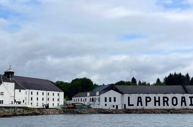 蘇格蘭酒廠之旅 – Laphroaig UISAGE Tour